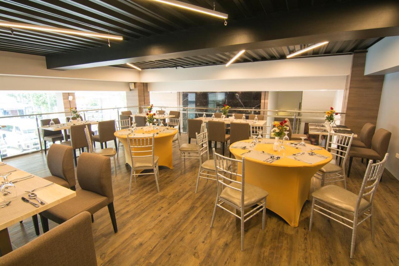 Mango Suites Cauayan Экстерьер фото