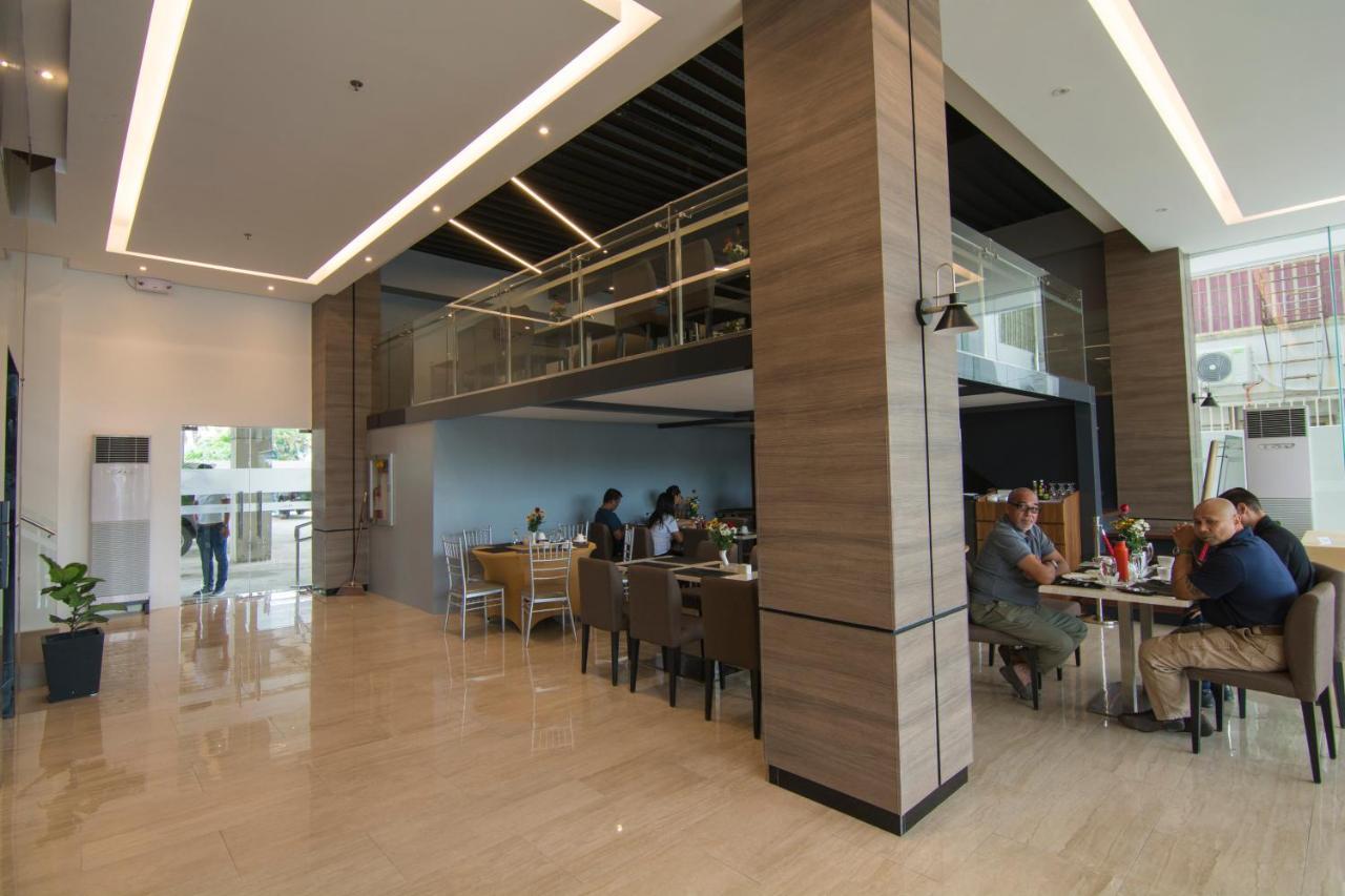 Mango Suites Cauayan Экстерьер фото