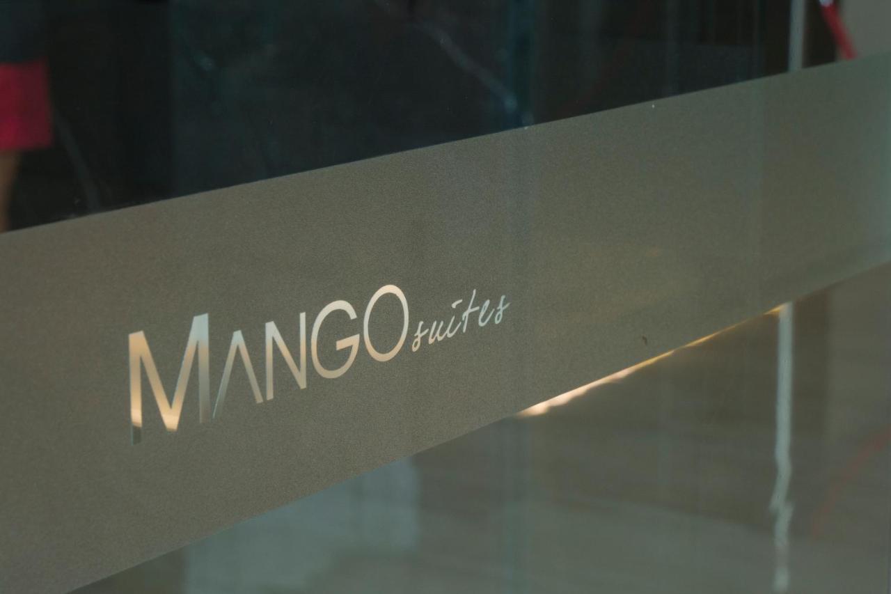 Mango Suites Cauayan Экстерьер фото